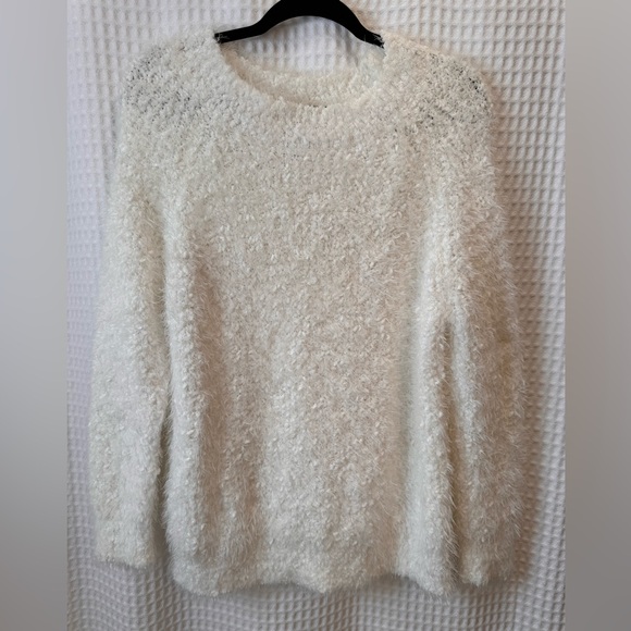 Joan Vass White Cozy Sweater Size L - Picture 2 of 10